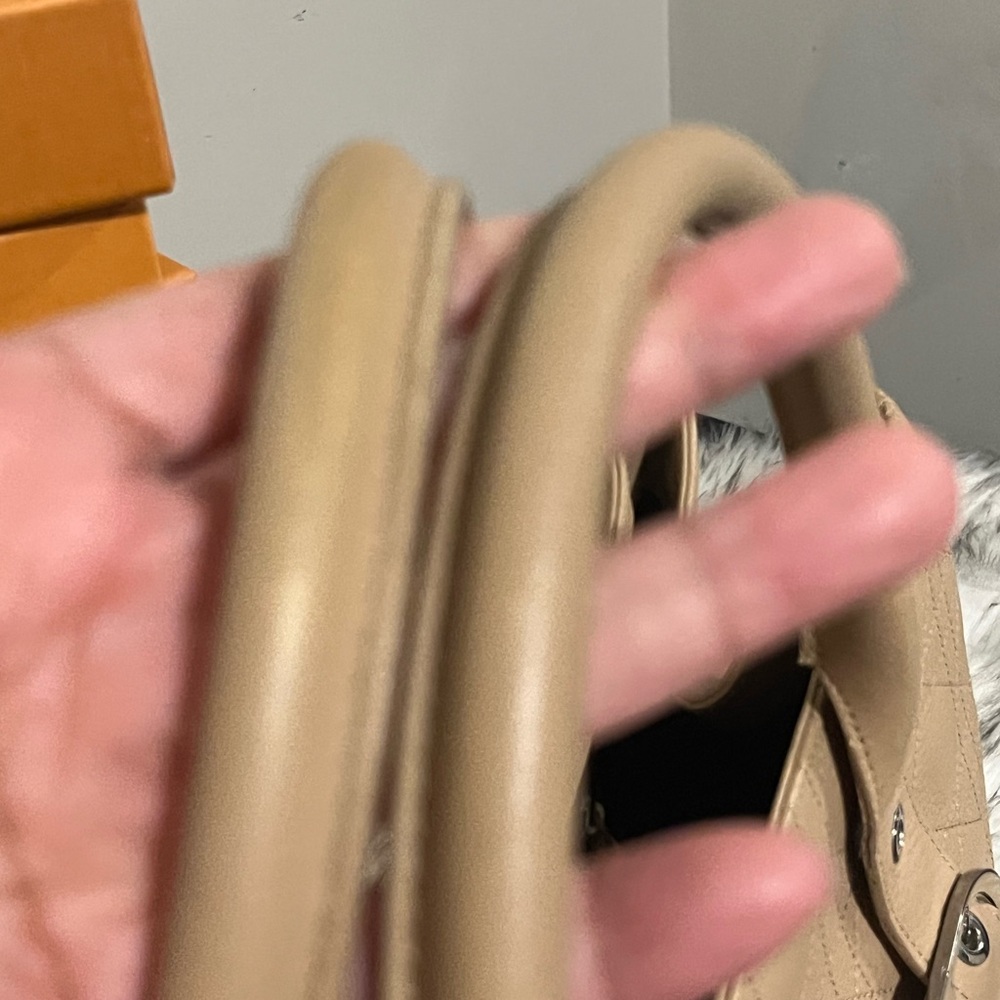 Dior Cannage tote - Picture 7 of 17